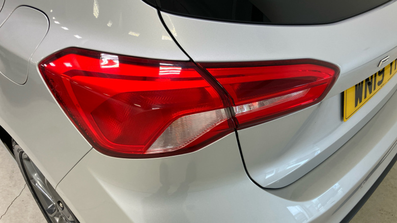 Ford Focus 1.0 EcoBoost 125 ST-Line 5dr Petrol Hatchback